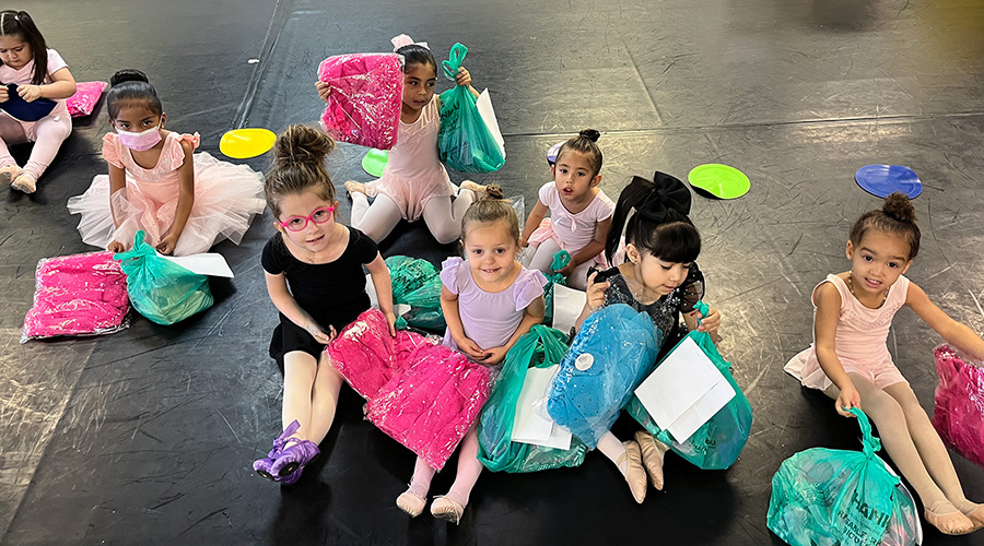 Photo Downtown-Dance-Conservatory-900x500.jpg